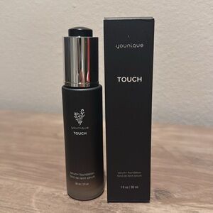 Younique Touch Serum + Foundation 30ml/1oz Scarlet Brand New